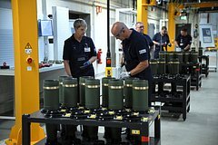 NYT: Альянс России, Китая и КНДР поставит под угрозу военную промышленность НАТО