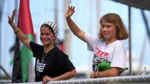 Главное судно флотилии Греты Тунберг стало целью атаки БПЛА, сообщили СМИ