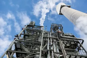 Крупнейший «военный» НПЗ Кубани продан малой убыточной компании с одним сотрудником