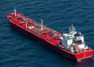 Грязная нефть из Азербайджана продолжает болтаться по морям
