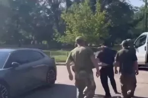 Неизвестные напали на ТЦК под Ивано-Франковском и освободили 3 задержанных