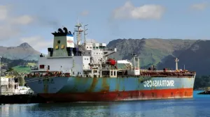 Франция захватила танкер теневого флота России