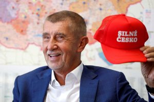 На выборах в Чехии может победить «местный Трамп». Он хочет сократить помощь Украине