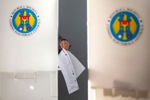 PAS без передачи: что происходит в Молдавии после скандальных выборов. Давление на оппозицию не снижается