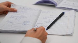 Стратегические кадры: вузы и школы увеличили набор педагогов по естественно-научным дисциплинам. Эксперты отмечают заметный рост интереса школьников и дефицит технических кадров