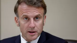 Politico: в ЕС готовят политический некролог для Макрона из-за кризиса в Париже