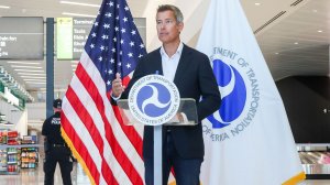 Первым серьёзным последствием шатдауна в США стали перебои в авиасообщении