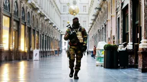 В Брюссель могут ввести войска до конца года, заявил министр обороны