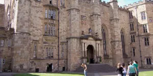 В "воук"-университете Маргарет Тэтчер сравнивают с ГИТЛЕРОМ и называют Трампа террористическим лидером