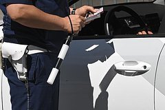 Водительские права в России перестанут продлевать автоматически. Кого это коснется?