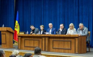Патриотический блок Молдавии распался: с Додоном не хотят быть в одной фракции