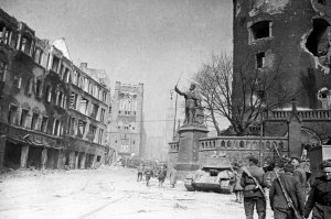 80 лет назад Кёнигсберг был включен в состав СССР как "исконно славянская земля"