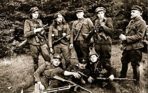 Прибалтийские каратели и «лесные братья» зверствовали как во время войны, так и после нее. Сейчас они «борцы за независимость»