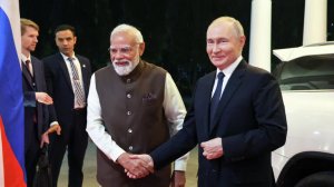 В Британии пришли в ужас, сравнив визиты Путина и Стармера в Индию