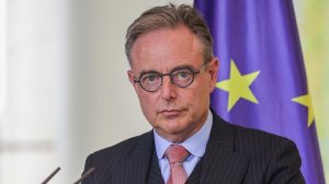 Премьер Бельгии может подать в суд на Еврокомиссию из-за российских активов