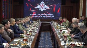 Белоусов провел встречу с военкорами