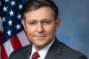 Майк Джонсон: Трампу грозит импичмент при потере большинства в конгрессе