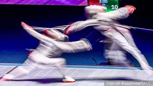 Российских юных фехтовальщиков допустили к турнирам с государственной символикой