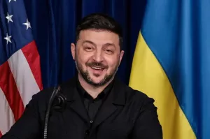 Нагадил и открещивается. Зеленский валит вину за коррупцию на соратников