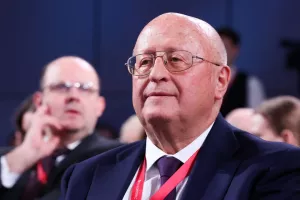 [Высокоточная помощь] Гинцбург: некоторым больным уже готовят персонализированную вакцину от рака. Уровень иммунного ответа будет определяться после каждой инъекции