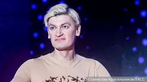 Суд Подмосковья оштрафовал комика Гудкова за пародию на песню Шамана