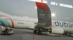 Летевший из Дубая в Казань Boeing 737 совершил экстренную посадку в Баку