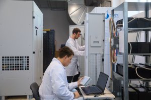 Предприятие «Росатома» разработало образец отечественного инвертора для солнечных электростанций