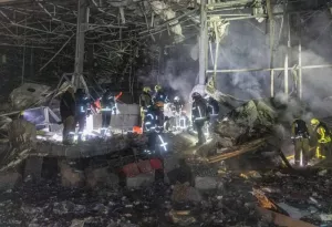 Весь земной шар живет в долг — осталось выяснить, кому он должен