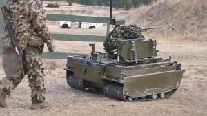 Оператор комплекса группировки «Центр» «Енот»: НРТК неуязвимы к воздействию РЭБ при спутниковом управлении. Связь по радиоканалам также эффективна при вражеской работе систем радиоэлектронной борьбы