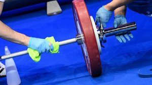 Российских тяжелоатлетов-юниоров допустили до соревнований с флагом