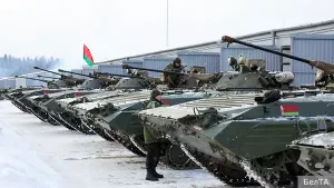 Лукашенко лично привел армию в боевую готовность