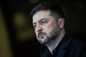 Украинцы начинают вооружаться против Зеленского