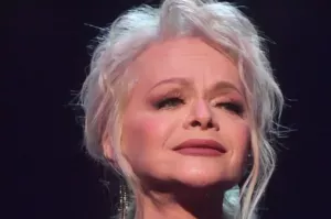 Долина повергла в шок: неожиданный выход певицы на публику после скандала