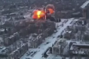 Взрыв 3-тонной бомбы разнес крупный пункт дислокации ВСУ в Константиновке