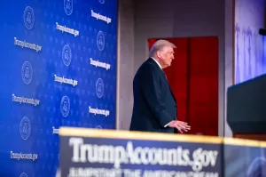 Трамп подаёт в суд на Минфин США и требует компенсацию 10 миллиардов долларов