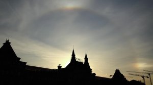 Москвичи смогут увидеть "солнечное гало" днем в субботу