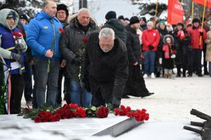 В Курске отметили 83-ю годовщину освобождения от фашистских захватчиков