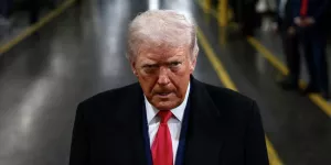 Под нажимом США Зеленский планирует провести весной выборы одновременно с референдумом по мирному соглашению