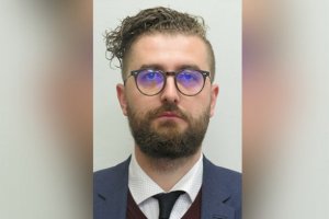 «Денис, ну зачем тебе четыре Cartier?» Председатель всех госзаказов Толстых - в деле