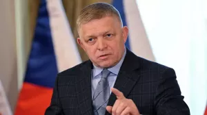 Фицо пригрозил прекратить поставки электроэнергии Словакии Украине из-за нефти