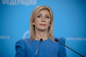 Захарова: США не могут зайти на ранчо Эпштейна, но отобрали дипсобственность РФ
