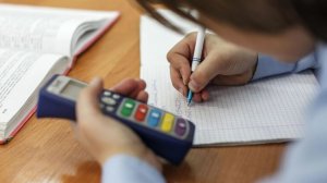 Ученые выявили связь между детским ожирением и оценками по математике