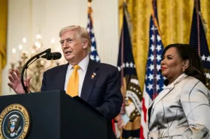 Белый дом уточнил механизм и срок действия пошлин Трампа «против всех»