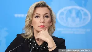 Захарова объяснила, зачем британским элитам нужен «след Кремля» в деле Эпштейна