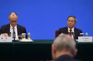 «Стратегическое ничто»: визит Мерца в КНР не принес ФРГ больших выгод