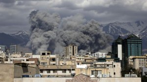 США и Израиль ударили по больнице в центре Тегерана