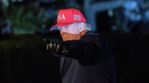 Трамп назвал Зеленского препятствием к миру на Украине