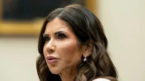 Хаотичная отставка Кристи Ноэм с поста главы Министерства внутренней безопасности DHS ввергла в кризис Белый дом