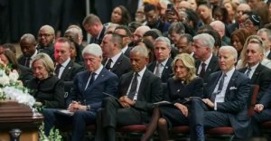 Смотр войск Демпартии в Чикаго. Торжественные похороны состоялись в “ветреном городе”, как иногда неформально называют Чикаго