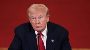 Трамп поддержит убийство сына Хаменеи, если он не уступит США, пишут СМИ